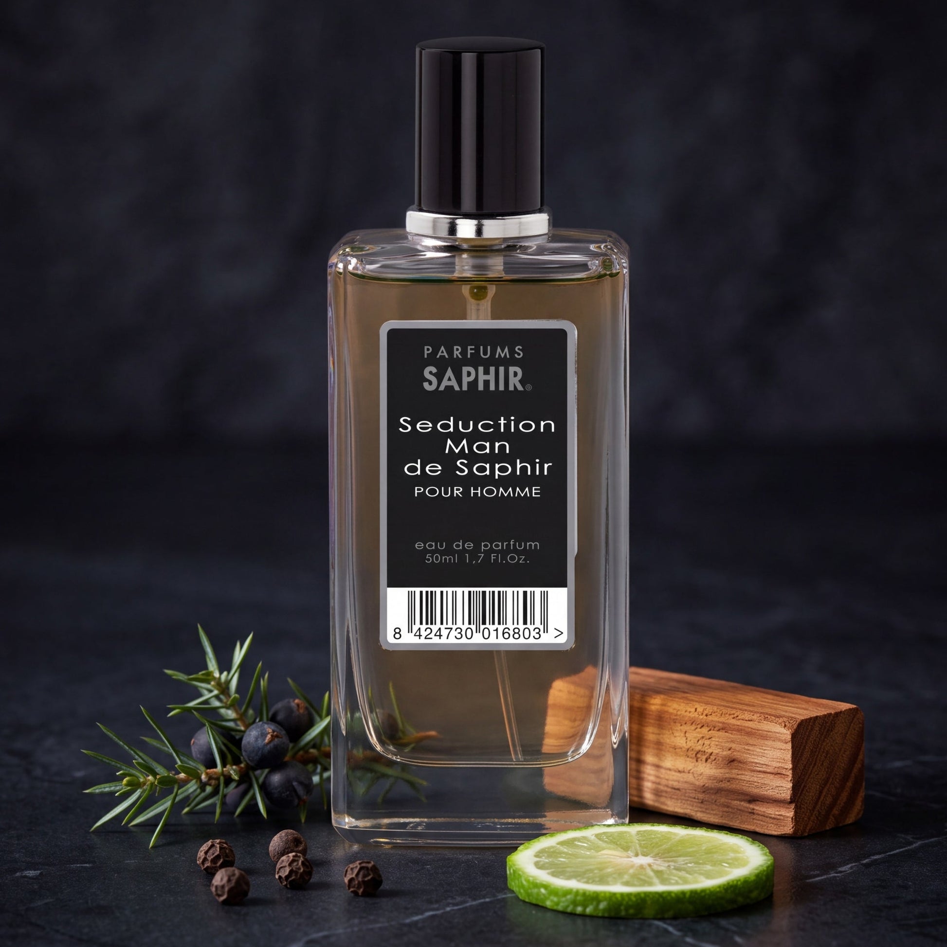 Saphir Parfums 50 ml Flakon. Der Duft Seduction man de Saphir mit Inhaltsstoffen.