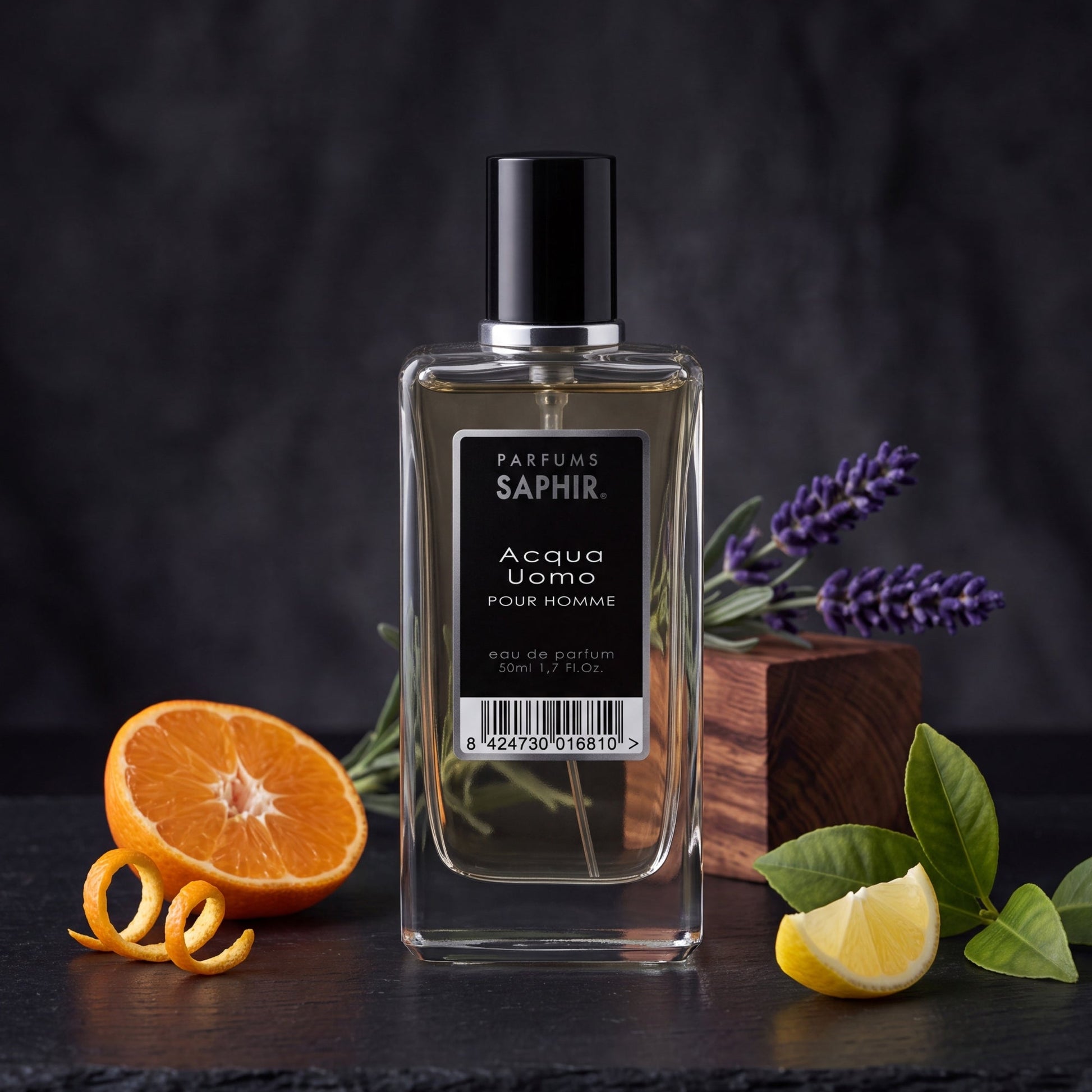Saphir Parfums 50 ml Flakon. Der Duft Aqcua Uomo mit Inhaltsstoffen.