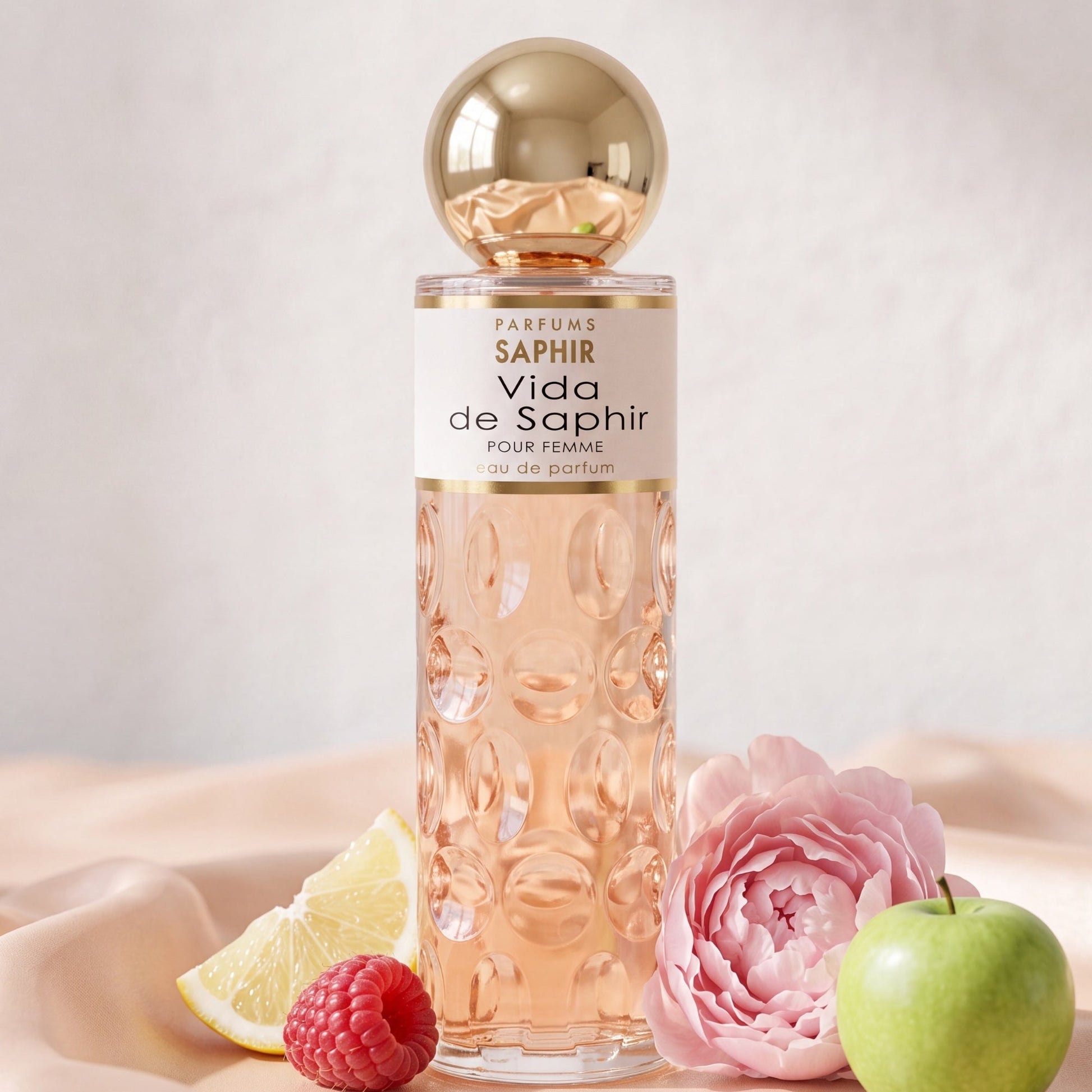 Saphir Parfums 200 ml Flakon. Der Duft Vida de Saphir mit Inhaltsstoffen.