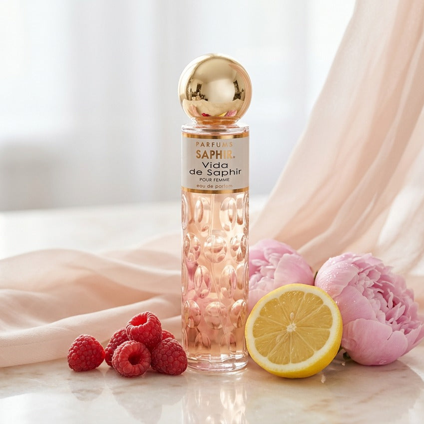 Saphir Parfums 30 ml Flakon. Der Duft Vida de Saphir mit Inhaltsstoffen.